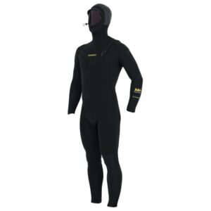 MANERA Magma Hooded FZ 5 4 3 front.jpg